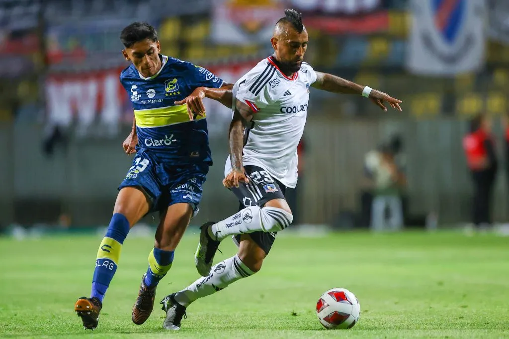 Vidal jugó ante Everton el primer amistoso desde su regreso a Colo Colo.