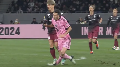 Busquets sufrió un pisotón y se retiró lesionado del amistoso.