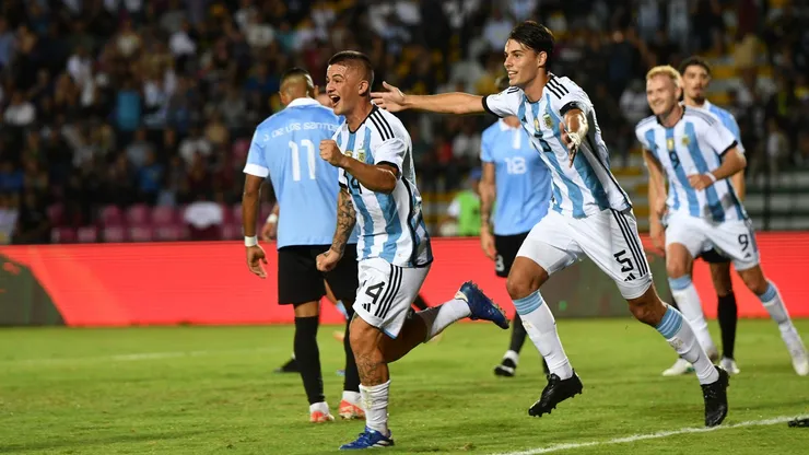 Los dirigidos por Mascherano se enfrentaron ante los de Bielsa.