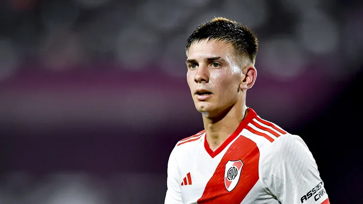 Demichelis sacaría a Nacho Fernández para que juegue Mastantuono