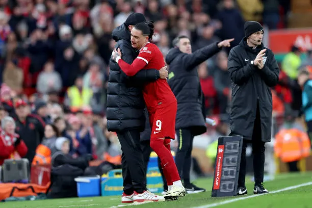 Klopp sigue respaldando a Darwin. (Photo by Clive Brunskill/Getty Images)