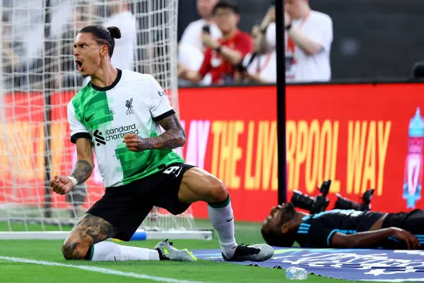 Darwin Núñez será clave para el Liverpool. (Photo by Yong Teck Lim/Getty Images)