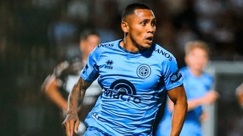 El delantero peruano está acusado por un robo en España.