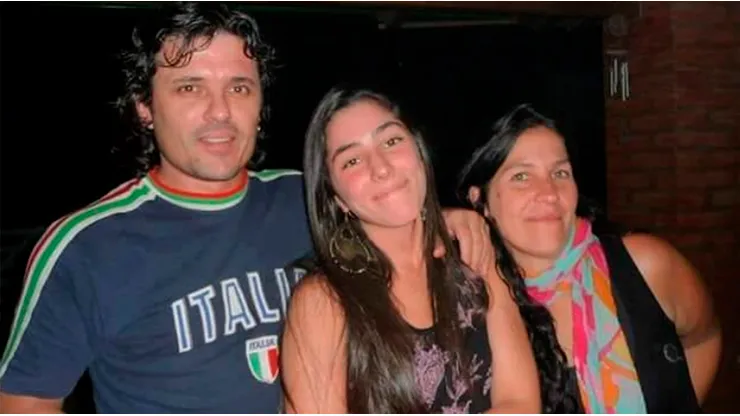 El Loco Gorostidi junto a Catalina y su esposa.
