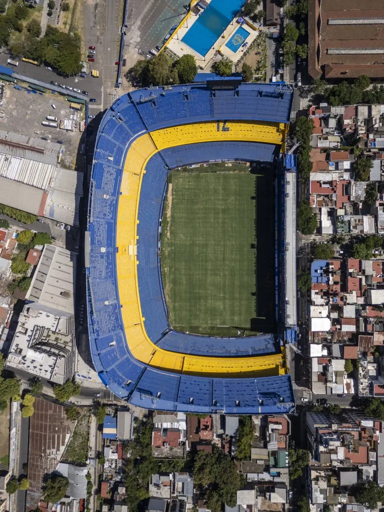 La Bombonera, en el corazón del barrio de La Boca. (Foto: IMAGO).