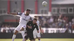 Tevez suspendió la conferencia tras la caída de Independiente