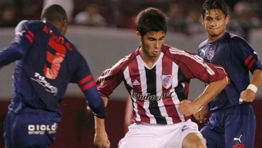 Almerares durante un partido de River.