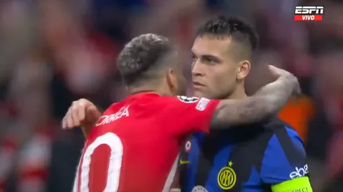 El abrazo de Correa con Lautaro.