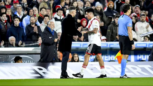 Una postal entre Martín Demichelis y Enzo Pérez.
