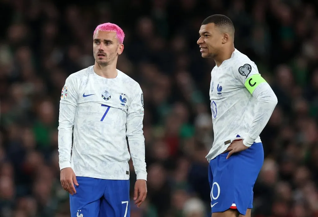 Griezmann y Mbappé, dos de los pretendidos por Henry. (Foto: Getty)