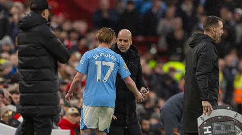 El entrenador español habló sobre el cambio del volante belga.