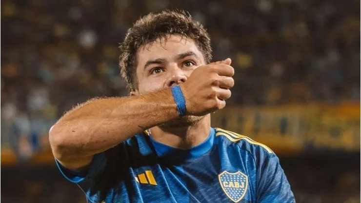 Lucas Blondel le dedicó el gol a Morena Beltrán.