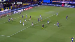 El lateral de Boca abrió el partido con un golazo.