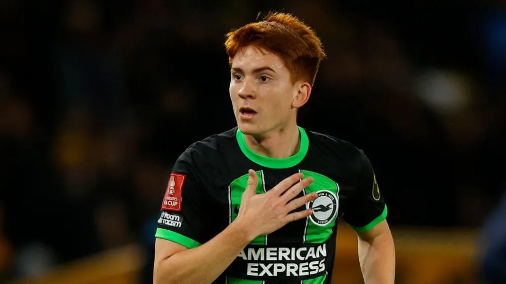 Barco ya debutó en Brighton y, de a poco, va sumando minutos.