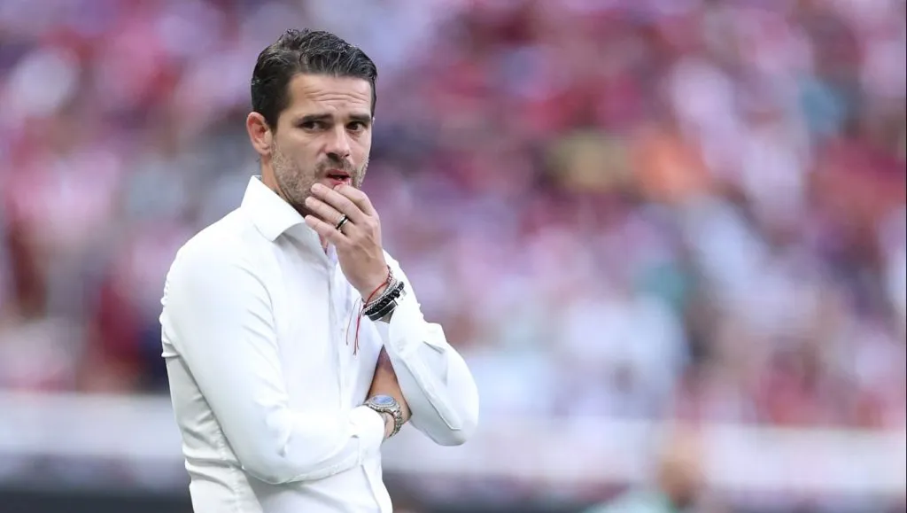 El entrenador no le encuentra la vuelta a Chivas.