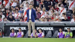 Martín Demichelis en el partido ante Independiente Rivadavia.