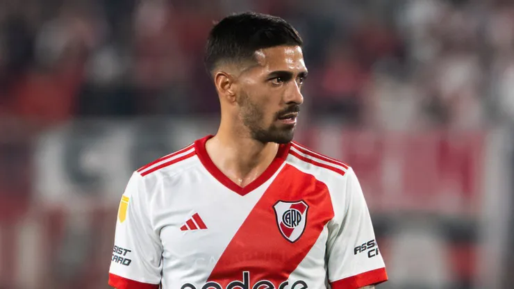 Manuel Lanzini con la camiseta de River.