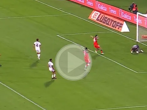 El blooper de Herrera para que Solari ponga en ventaja a River