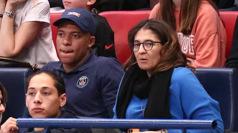 Mbappé con su madre.