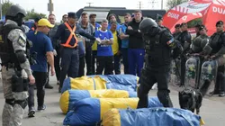 Di Zeo y otros 60 barras de Boca fueron detenidos con armas de fuego