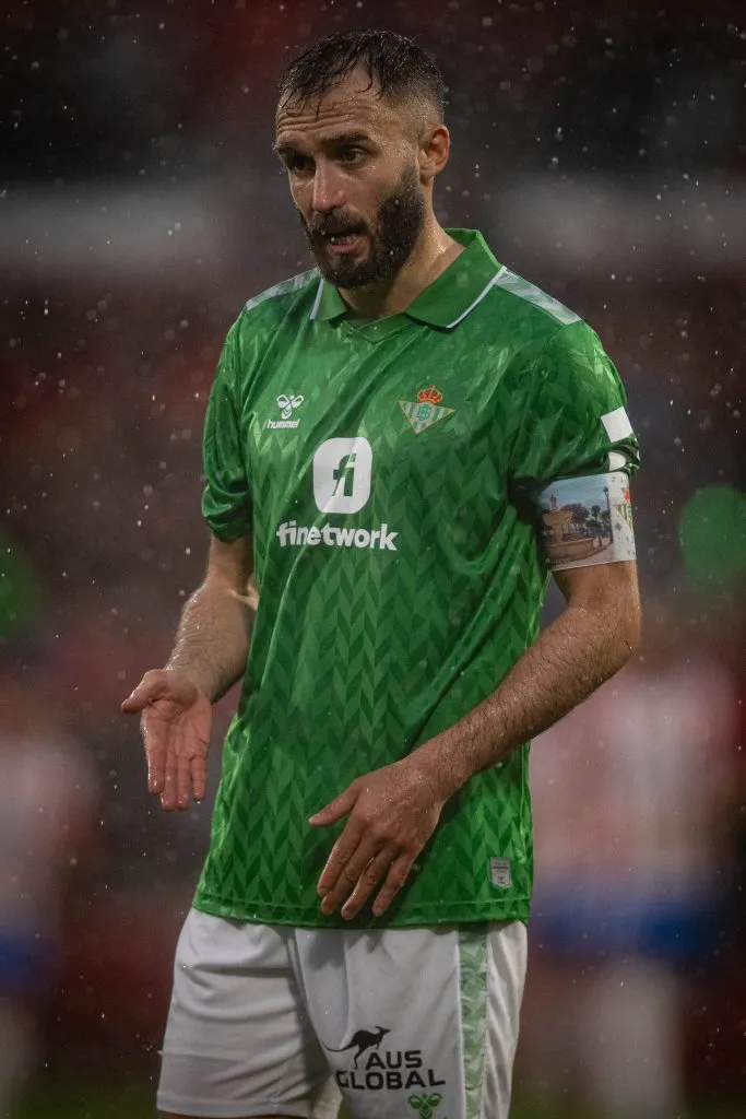 Germán Pezzella habló sobre su futuro. (Foto: IMAGO / Felipe Mondino).