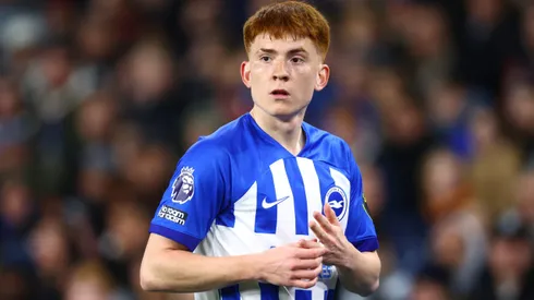 Valentín Barco, lateral izquierdo de Brighton.