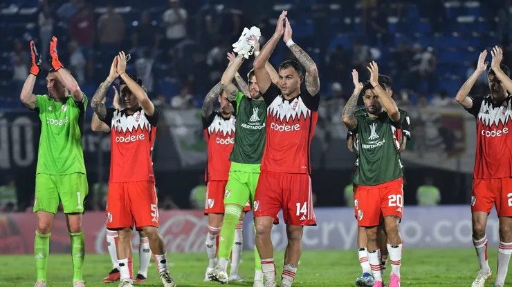 Milton Casco volvería a ser titular en River después de 33 días