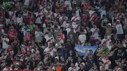 Los hinchas de River en el Defensores del Chaco.