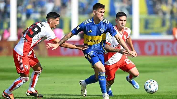 River y Boca se enfrentaron en el Kempes.