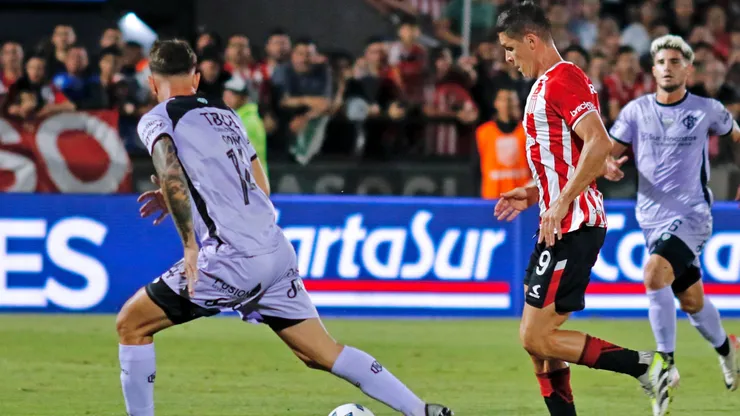 Estudiantes venció a Barracas Central.