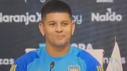 Rojo y un gesto que no pasó desapercibido.