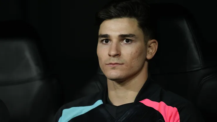 Julián Álvarez podría quedarse sin lugar en el Manchester City