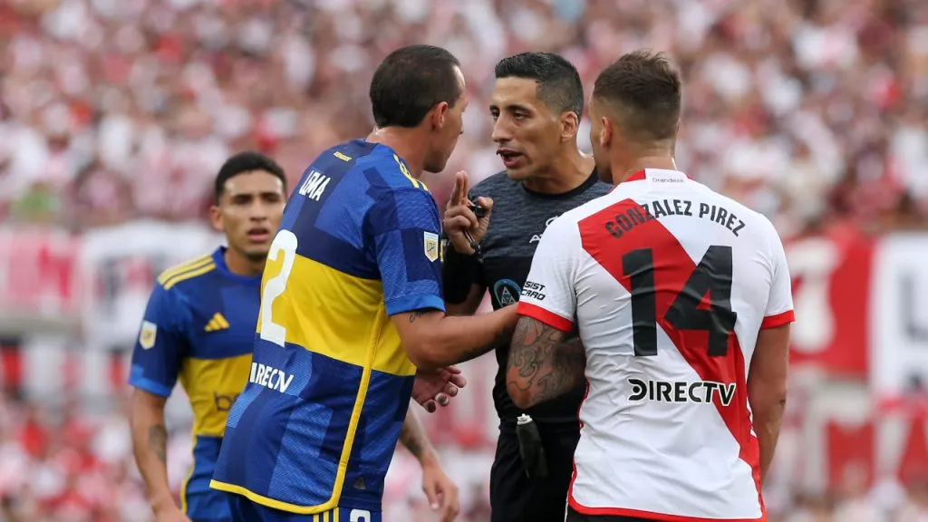 Yael Falcón Pérez, árbitro de River vs. Boca en febrero 2024