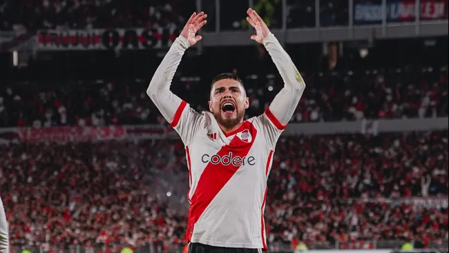 Paulo Díaz volverá al once titular.