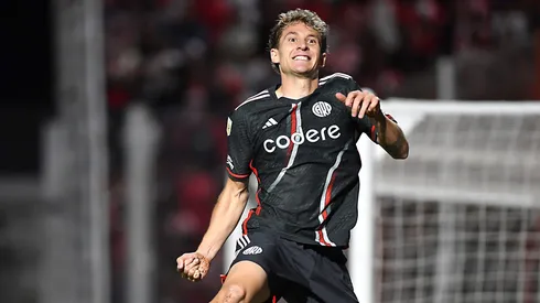 El delantero se hizo cargo del gol ante la ausencia de Borja.