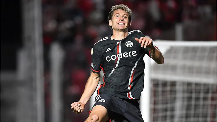 El delantero se hizo cargo del gol ante la ausencia de Borja.