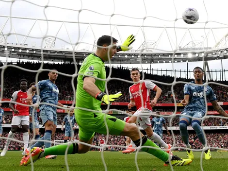 Dibu Martínez ayudó a Liverpool y Manchester City: Aston Villa venció a Arsenal y lo bajó de la punta de la Premier