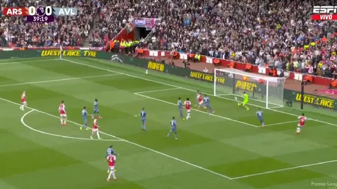 VIDEO | La atajada imposible de Dibu Martínez ante Arsenal: "El mejor arquero del mundo"