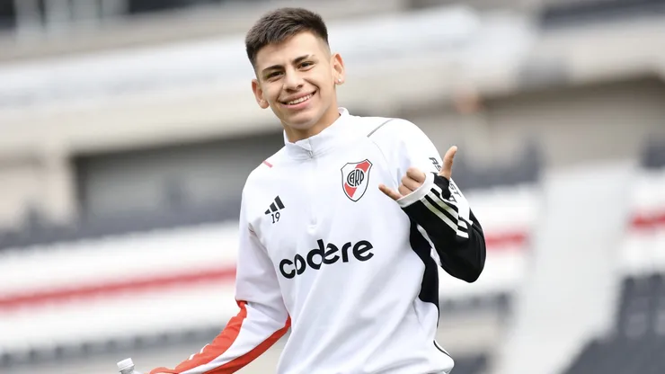 Claudio Echeverri.