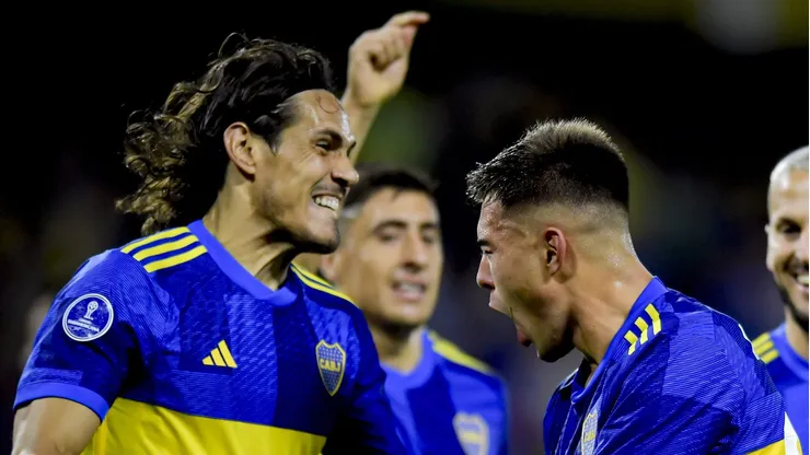 Cavani y Anselmino, jugadores de Boca.