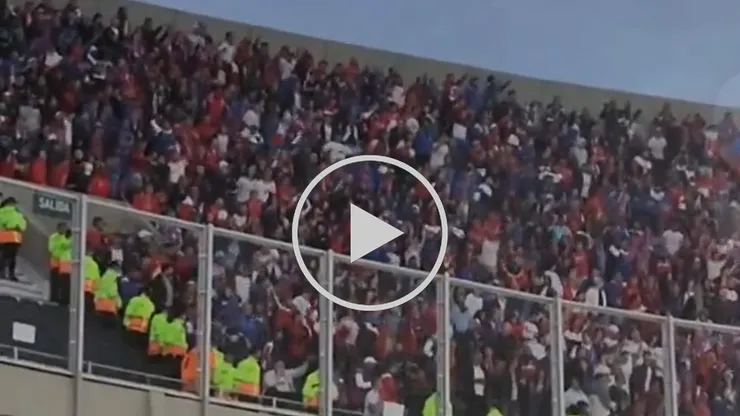 VIDEO | La chicana de los hinchas de Nacional a River: "El que no salta se fue a la B"