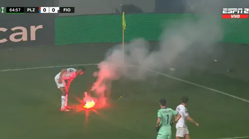 Un momento delicado en el campo de juego.