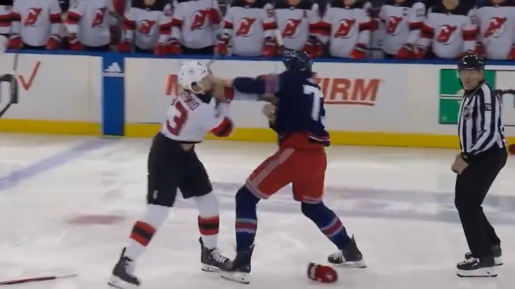 batalla campal en el hockey sobre hielo