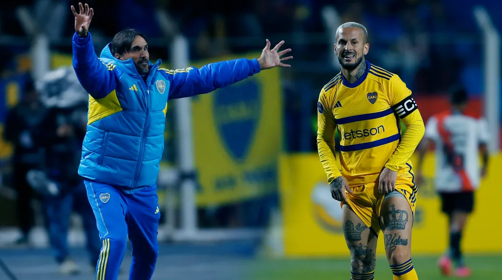 Martínez bancó al Pipa pese al penal errado. (Foto: Getty)