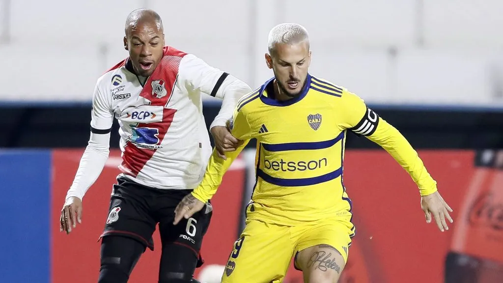 Darío Benedetto en acción en Bolivia. (Foto: Getty)