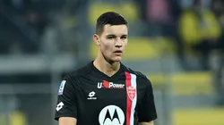 Carboni, a préstamo en Monza.