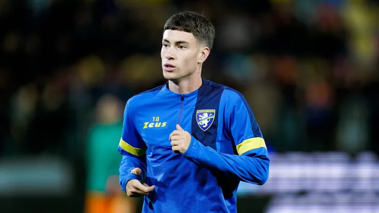 Matías Soulé en Frosinone, con quien quiere evitar el descenso. (IMAGO / Giuseppe Maffia)