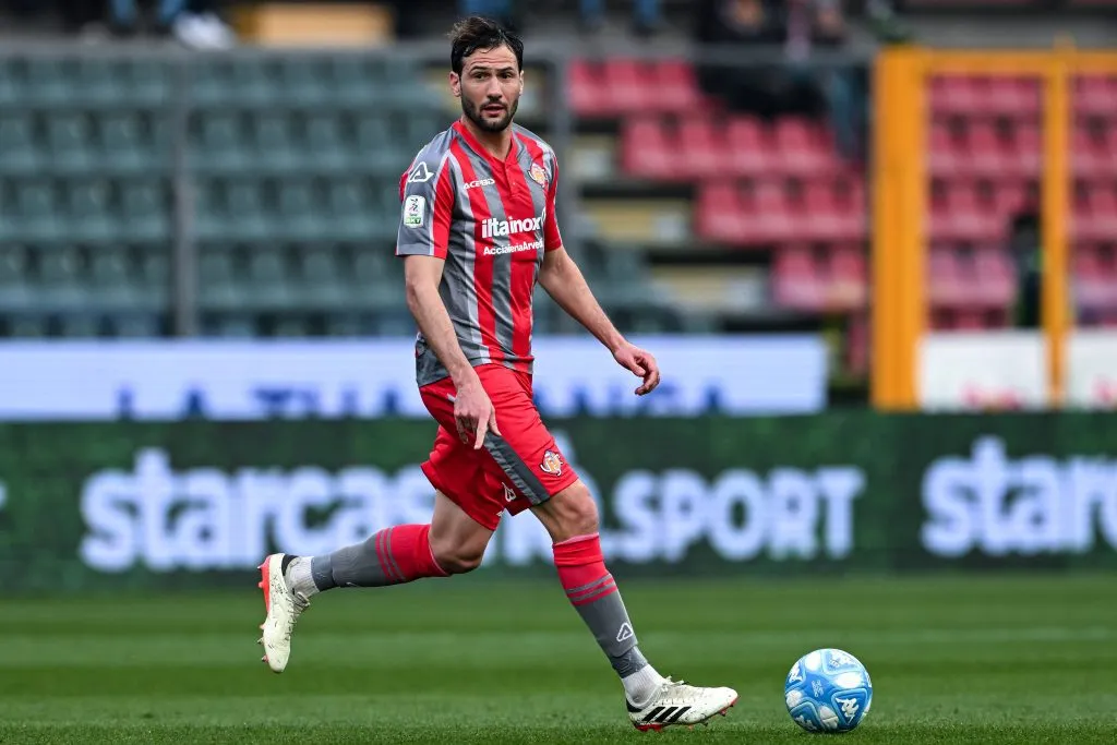 Franco Vázquez con la camiseta de Cremonese. (Foto: IMAGO).