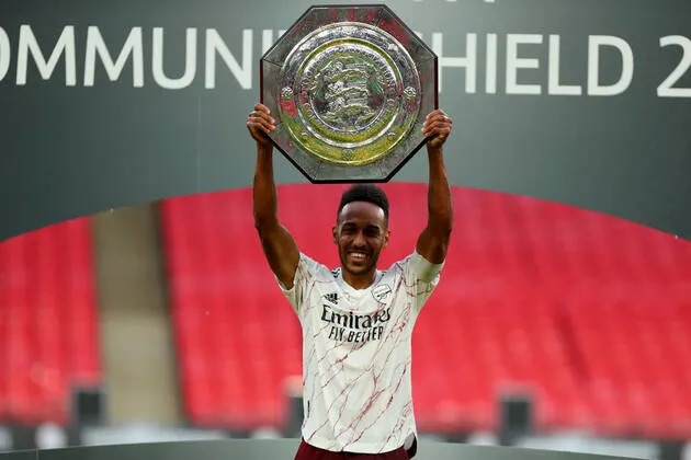 Aubameyang venía de convertir en el título del Arsenal en la final de la Community Shield.