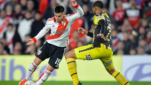 El Diablito haciendo de las suyas en la última fecha de la fase de grupos.